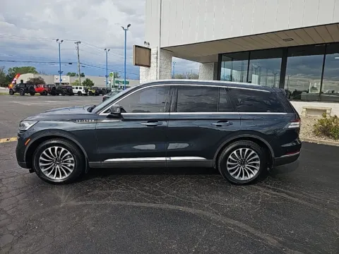 More photos of 2021 Lincoln Aviator Reserve at RightDrive Muncie, IN