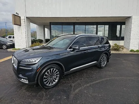 Another view of 2021 Lincoln Aviator Reserve for sale in Muncie, IN at RightDrive Muncie
