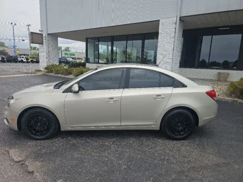 Another view of 2015 Chevrolet Cruze 1LT for sale in Muncie, IN at RightDrive Muncie