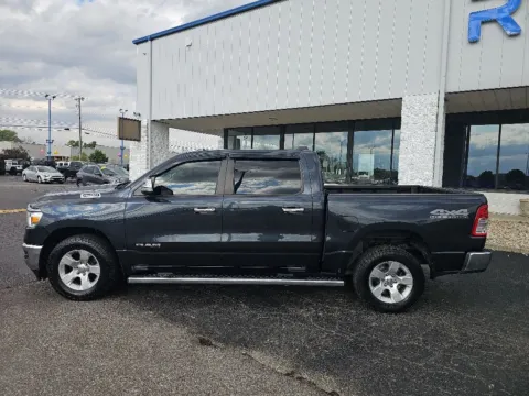 More photos of 2020 Ram 1500 Big Horn/Lone Star at RightDrive Muncie, IN