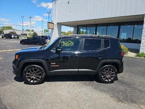More photos of 2016 Jeep Renegade Latitude at RightDrive Muncie, IN