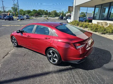 More photos of 2023 Hyundai Elantra SEL at RightDrive Muncie, IN