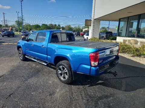 More photos of 2016 Toyota Tacoma Limited at RightDrive Muncie, IN