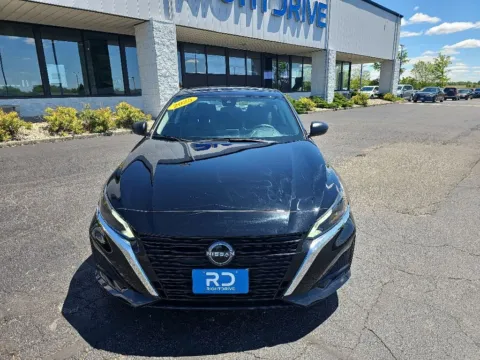 Photos of 2025 Nissan Altima 2.5 S for sale in Muncie, IN at RightDrive Muncie