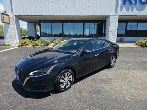 Another view of 2025 Nissan Altima 2.5 S for sale in Muncie, IN at RightDrive Muncie