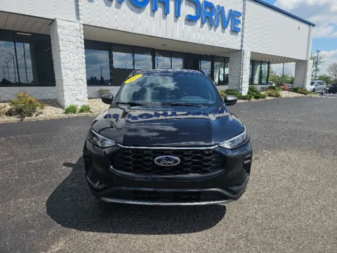 Photos of 2025 Ford Escape ST-Line for sale in Muncie, IN at RightDrive Muncie