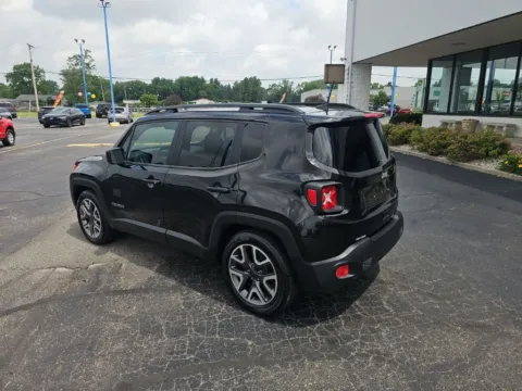 More photos of 2018 Jeep Renegade Latitude at RightDrive Muncie, IN