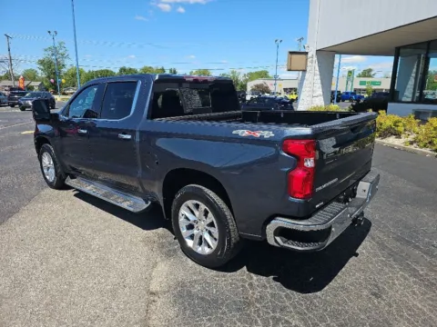 More photos of 2021 Chevrolet Silverado 1500 LTZ at RightDrive Muncie, IN