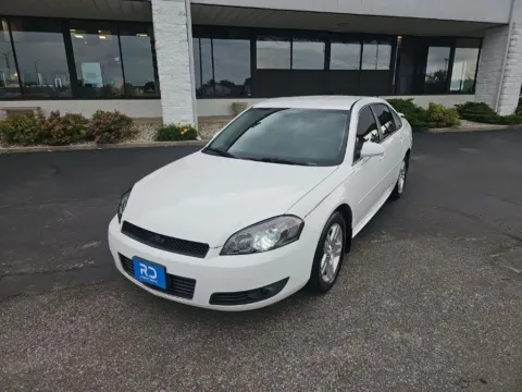 White 2011 Chevrolet Impala LT for sale in Muncie, IN