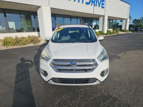 Photos of 2017 Ford Escape SE for sale in Muncie, IN at RightDrive Muncie