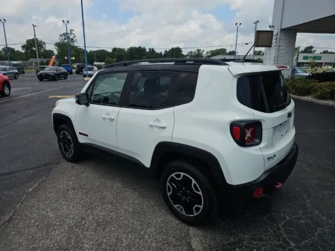 More photos of 2017 Jeep Renegade Trailhawk at RightDrive Muncie, IN