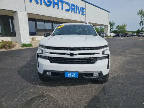 Photos of 2020 Chevrolet Silverado 1500 RST for sale in Muncie, IN at RightDrive Muncie