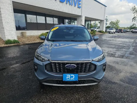 Photos of 2024 Ford Escape Platinum for sale in Muncie, IN at RightDrive Muncie