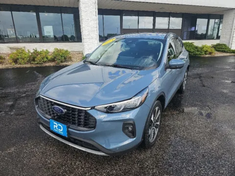 Blue 2024 Ford Escape Platinum for sale in Muncie, IN