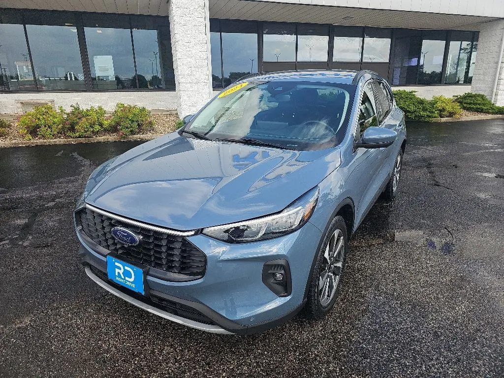 2024 Ford Escape Platinum