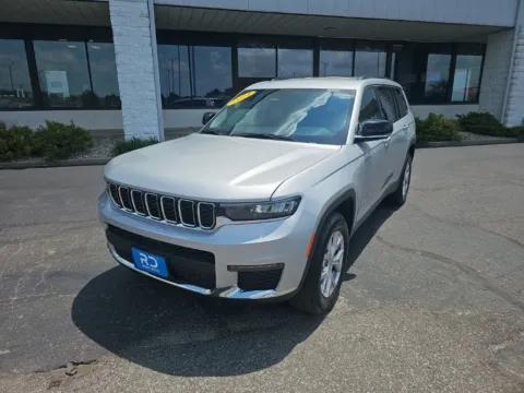 Silver 2021 Jeep Grand Cherokee L Limited for sale in Muncie, IN