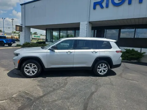 More photos of 2021 Jeep Grand Cherokee L Limited at RightDrive Muncie, IN