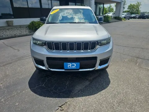 Photos of 2021 Jeep Grand Cherokee L Limited for sale in Muncie, IN at RightDrive Muncie