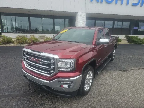 Red 2017 GMC Sierra 1500 SLT for sale in Muncie, IN