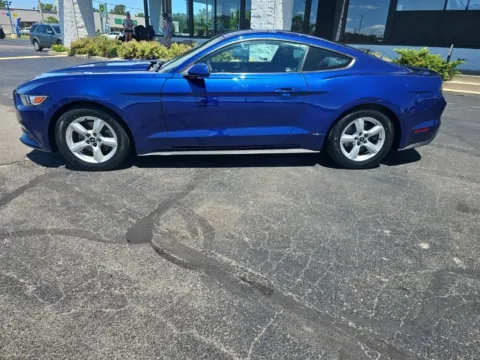 More photos of 2016 Ford Mustang V6 at RightDrive Muncie, IN