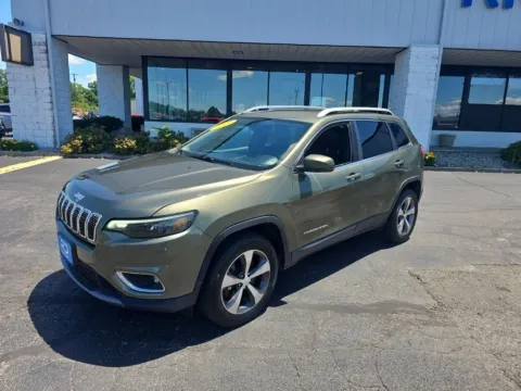 Another view of 2019 Jeep Cherokee Limited for sale in Muncie, IN at RightDrive Muncie