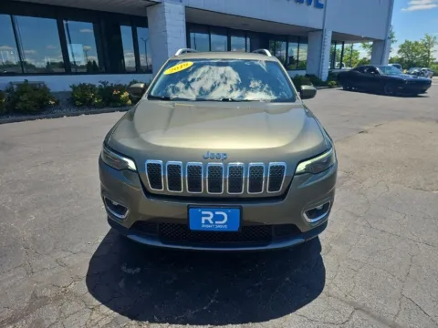 Photos of 2019 Jeep Cherokee Limited for sale in Muncie, IN at RightDrive Muncie
