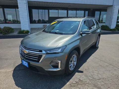 Silver 2023 Chevrolet Traverse LT for sale in Muncie, IN