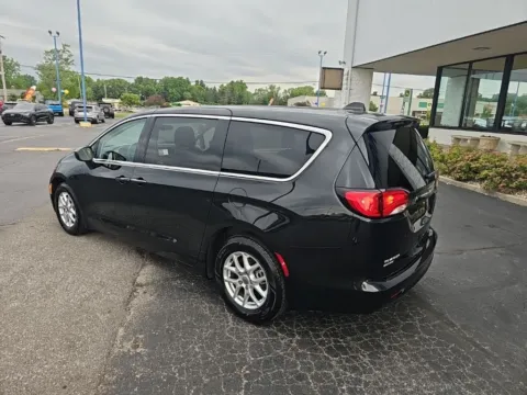 More photos of 2022 Chrysler Voyager LX at RightDrive Muncie, IN