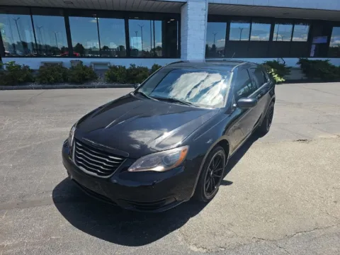 Black 2012 Chrysler 200 Touring for sale in Muncie, IN