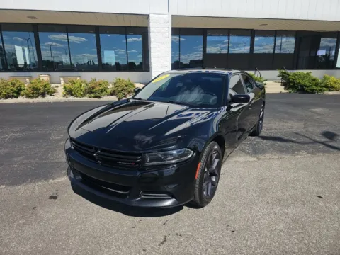 Black 2023 Dodge Charger SXT for sale in Muncie, IN