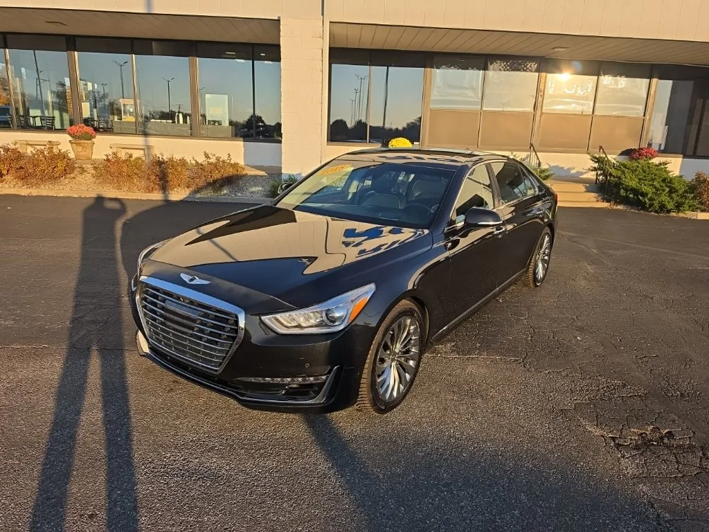 2018 Genesis G90