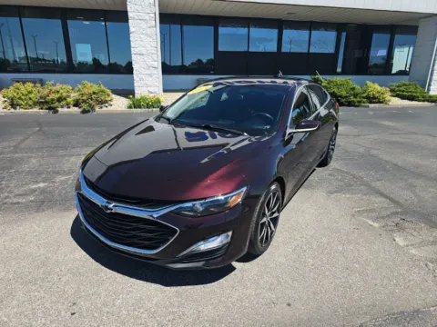 Black 2021 Chevrolet Malibu RS for sale in Muncie, IN