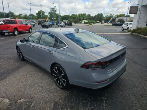 More photos of 2024 Honda Accord Hybrid Touring at RightDrive Muncie, IN