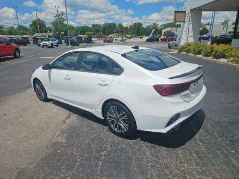 More photos of 2022 Kia Forte GT-Line at RightDrive Muncie, IN