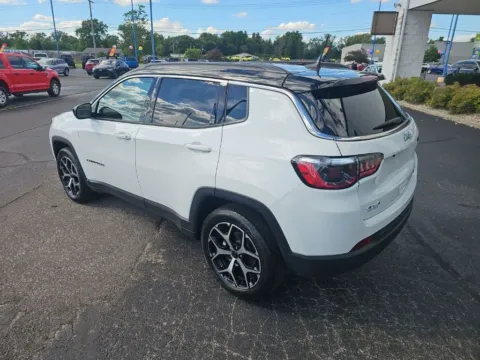 More photos of 2025 Jeep Compass Limited at RightDrive Muncie, IN