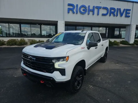 White 2023 Chevrolet Silverado 1500 LT Trail Boss for sale in Muncie, IN