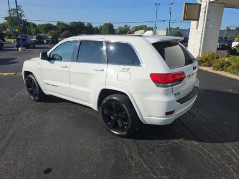 More photos of 2014 Jeep Grand Cherokee Altitude at RightDrive Muncie, IN