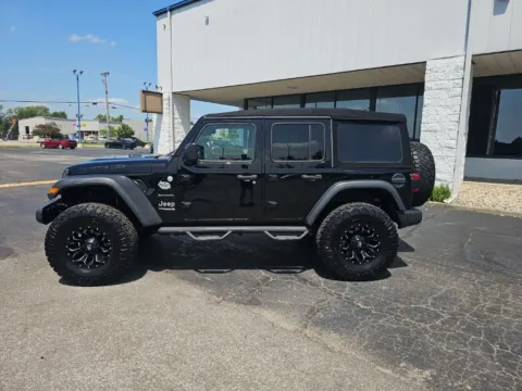 More photos of 2019 Jeep Wrangler Unlimited Sahara at RightDrive Muncie, IN