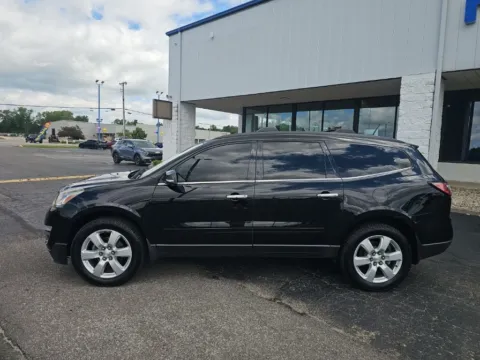 More photos of 2017 Chevrolet Traverse LT at RightDrive Muncie, IN
