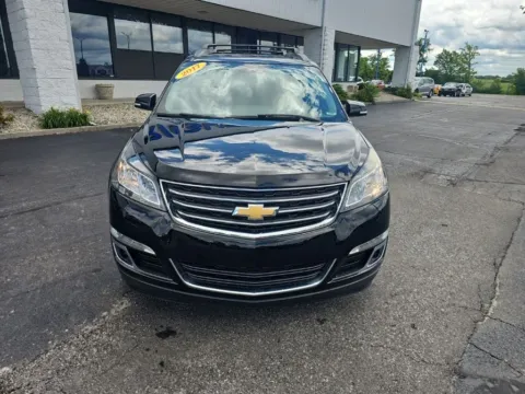 Photos of 2017 Chevrolet Traverse LT for sale in Muncie, IN at RightDrive Muncie