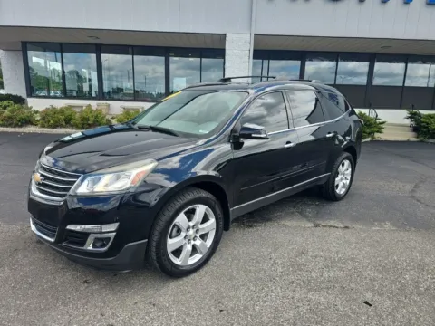 Another view of 2017 Chevrolet Traverse LT for sale in Muncie, IN at RightDrive Muncie