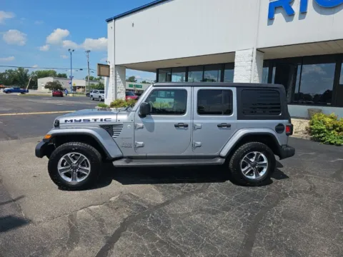 More photos of 2020 Jeep Wrangler Unlimited Sahara at RightDrive Muncie, IN