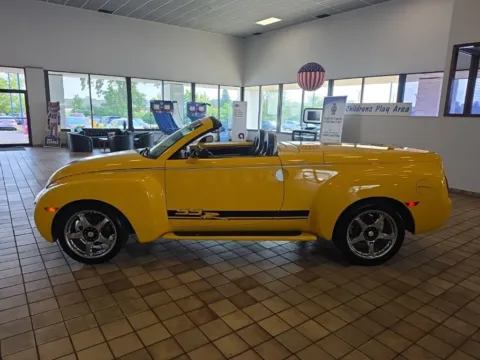 More photos of 2004 Chevrolet SSR at RightDrive Muncie, IN