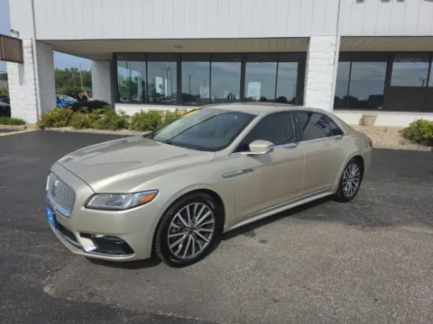 Another view of 2017 Lincoln Continental Select for sale in Muncie, IN at RightDrive Muncie