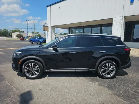 More photos of 2023 INFINITI QX60 LUXE at RightDrive Muncie, IN