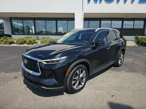 Another view of 2023 INFINITI QX60 LUXE for sale in Muncie, IN at RightDrive Muncie
