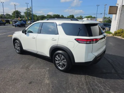 More photos of 2025 Nissan Pathfinder SV at RightDrive Muncie, IN