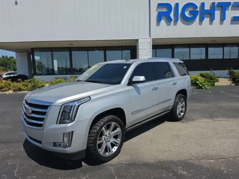 Another view of 2015 Cadillac Escalade Premium for sale in Muncie, IN at RightDrive Muncie