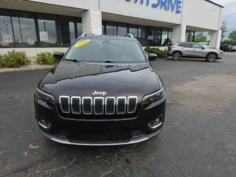 Photos of 2019 Jeep Cherokee Limited for sale in Muncie, IN at RightDrive Muncie
