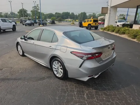 More photos of 2024 Toyota Camry SE at RightDrive Muncie, IN